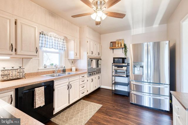 1911 SUNBERRY RD, Dundalk, MD 21222