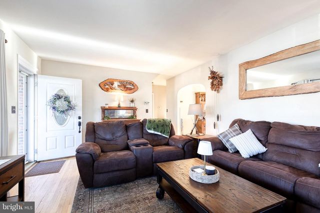 1911 SUNBERRY RD, Dundalk, MD 21222