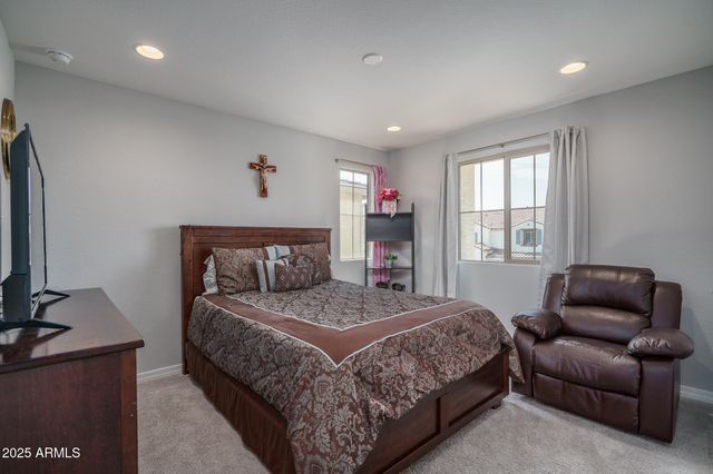 9046 W SAN MIGUEL Avenue, Glendale, AZ 85305