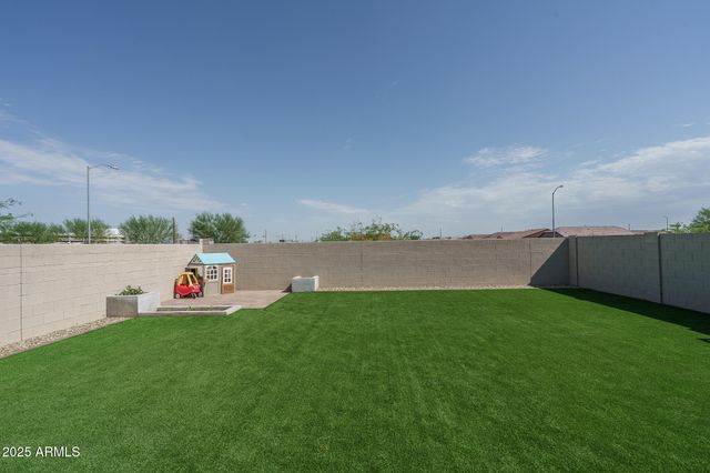 9046 W SAN MIGUEL Avenue, Glendale, AZ 85305