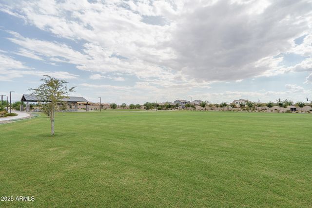 9046 W SAN MIGUEL Avenue, Glendale, AZ 85305