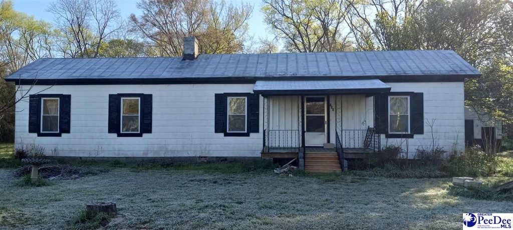 184 West Depot 184 West Depot St., Society Hill, SC 29593