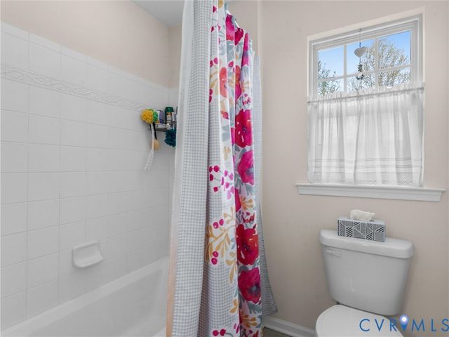 803 Sweet Tessa Dr, Ashland, VA 23005