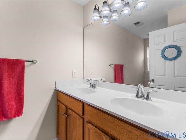 803 Sweet Tessa Dr, Ashland, VA 23005