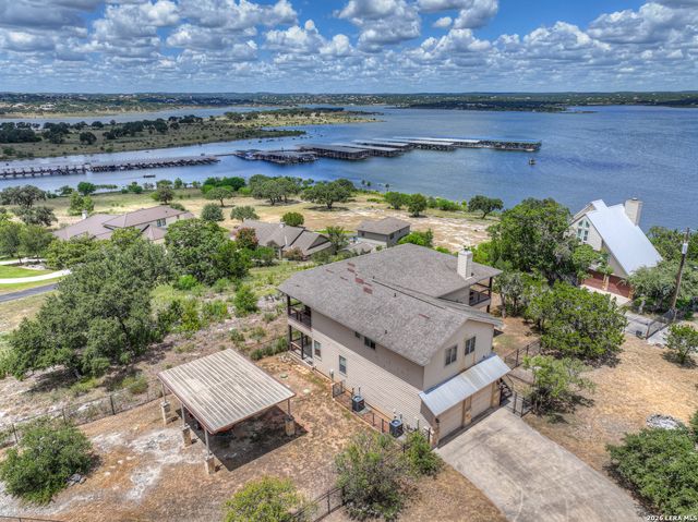 1525 W LAKESIDE DR, Canyon Lake, TX 78133