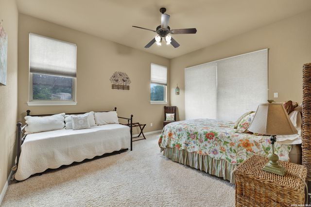 1525 W LAKESIDE DR, Canyon Lake, TX 78133