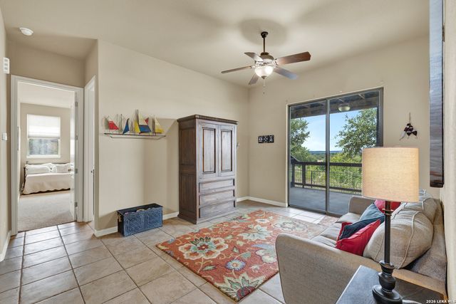 1525 W LAKESIDE DR, Canyon Lake, TX 78133
