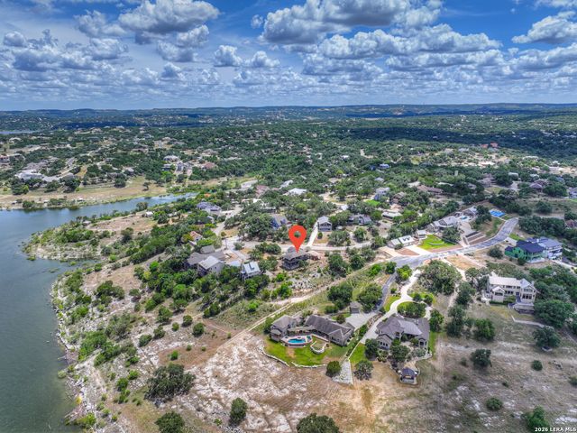 1525 W LAKESIDE DR, Canyon Lake, TX 78133