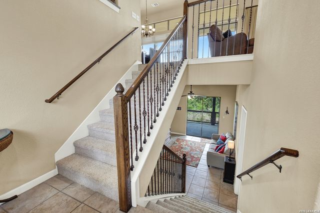 1525 W LAKESIDE DR, Canyon Lake, TX 78133