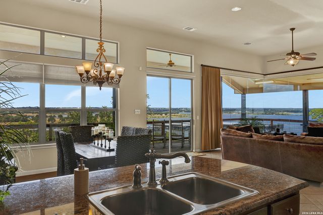 1525 W LAKESIDE DR, Canyon Lake, TX 78133