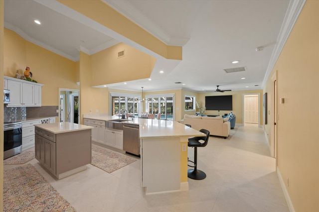 14598 Halter Road, Wellington, FL 33414