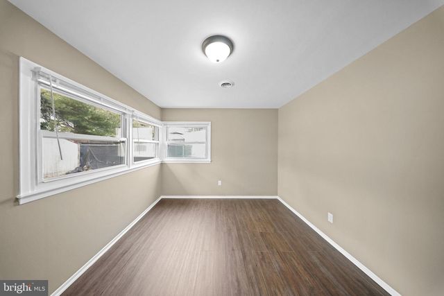 19 BELHURST LN, Willingboro, NJ 08046