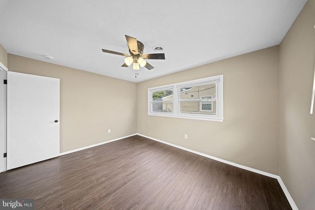 19 BELHURST LN, Willingboro, NJ 08046