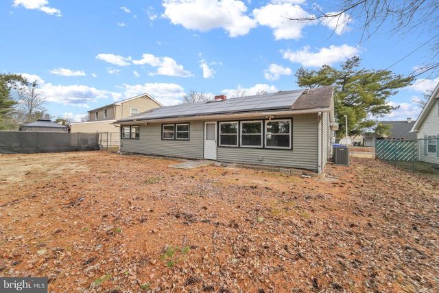 19 BELHURST LN, Willingboro, NJ 08046