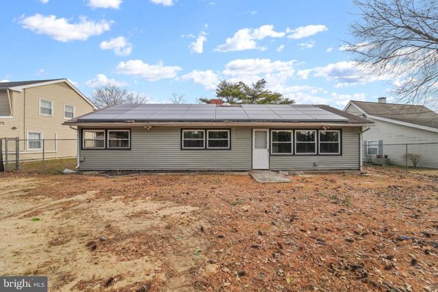 19 BELHURST LN, Willingboro, NJ 08046