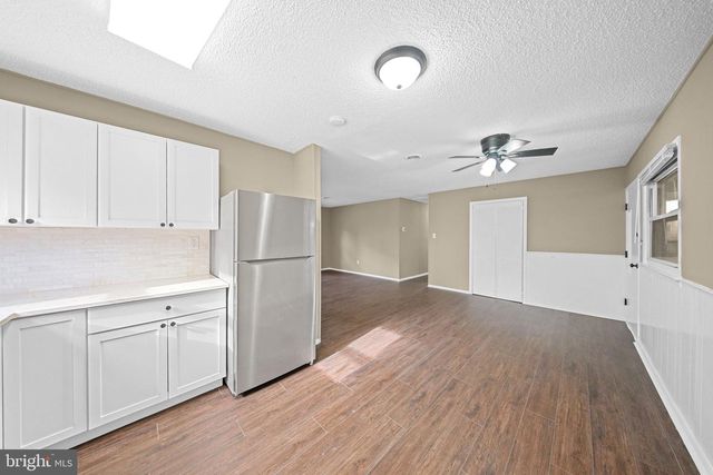 19 BELHURST LN, Willingboro, NJ 08046