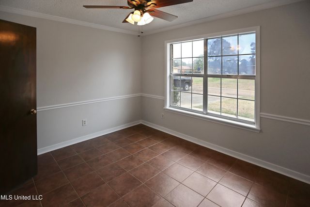 343 Swan Ridge Road, Jackson, MS 39212