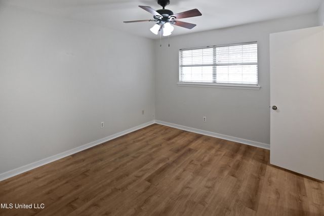 343 Swan Ridge Road, Jackson, MS 39212