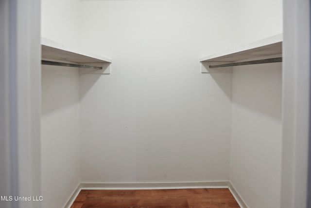 343 Swan Ridge Road, Jackson, MS 39212