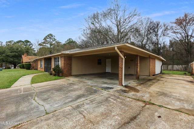 343 Swan Ridge Road, Jackson, MS 39212
