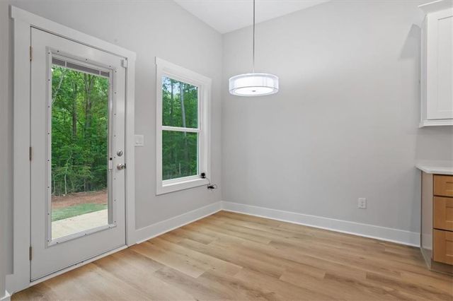 3902 Bouldercrest SE Road, Ellenwood, GA 30294