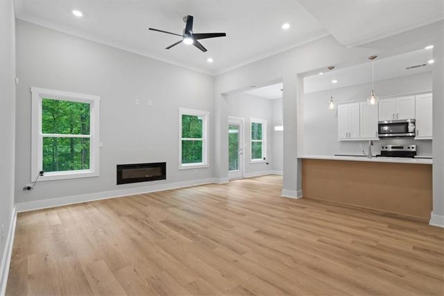 3902 Bouldercrest SE Road, Ellenwood, GA 30294