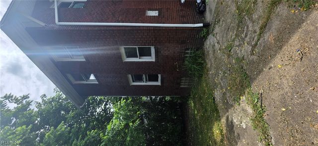 111 N Brockway, Youngstown, OH 44509