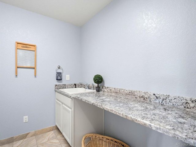 5035 Peregrine Road, Dacono, CO 80514