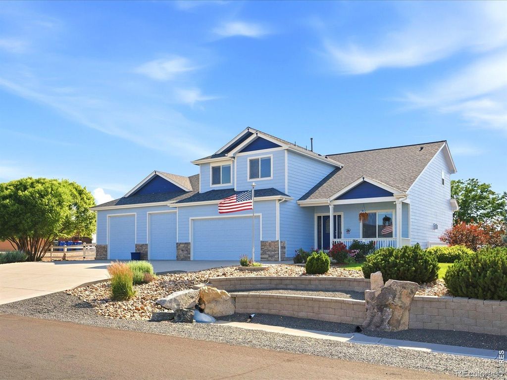 5035 Peregrine Road, Dacono, CO 80514