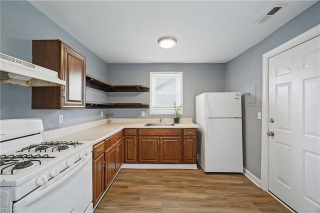 413 Colonial AVE, Hampton, VA 23661