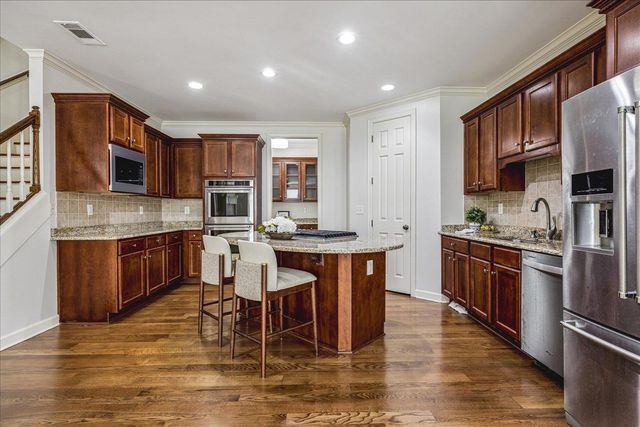 1842 LILES LN, Collierville, TN 38017