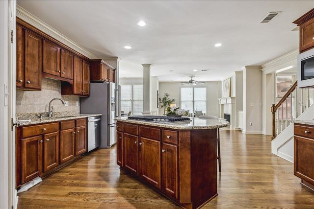 1842 LILES LN, Collierville, TN 38017