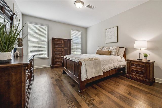 1842 LILES LN, Collierville, TN 38017