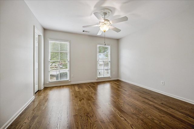 1842 LILES LN, Collierville, TN 38017