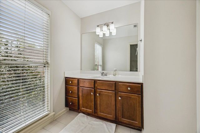 1842 LILES LN, Collierville, TN 38017