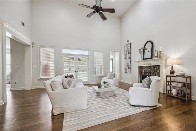 1842 LILES LN, Collierville, TN 38017