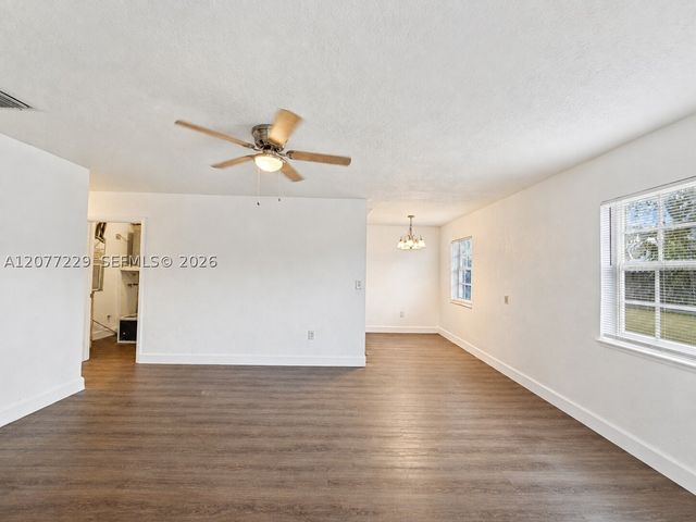 3380 NW 8th St, Lauderhill, FL 33311