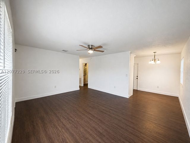 3380 NW 8th St, Lauderhill, FL 33311