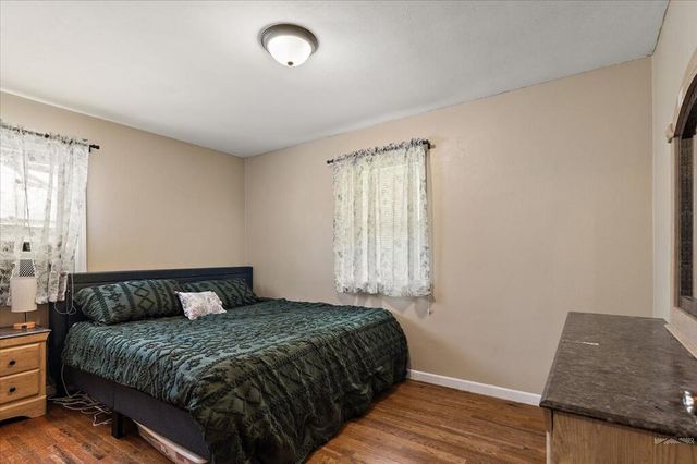 737 Airlane Ave, Pueblo, CO 81005