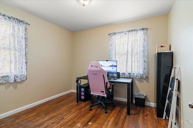 737 Airlane Ave, Pueblo, CO 81005