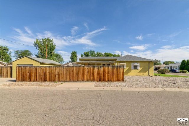 737 Airlane Ave, Pueblo, CO 81005