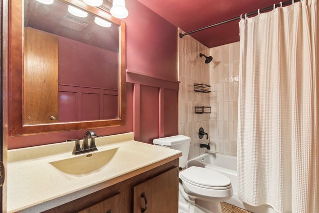 9555 Southwest Highway 1S, Oak Lawn, IL 60453