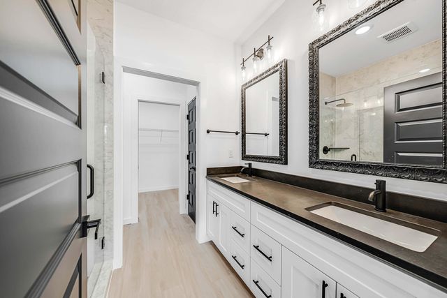 20914 S S lakeview Drive, Panama City Beach, FL 32413