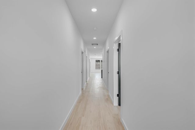 20914 S S lakeview Drive, Panama City Beach, FL 32413