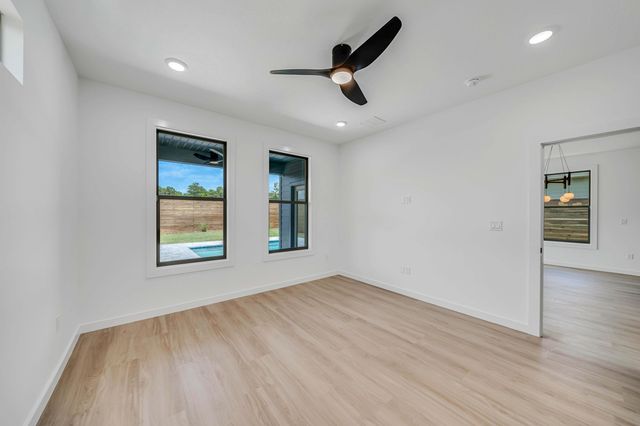 20914 S S lakeview Drive, Panama City Beach, FL 32413