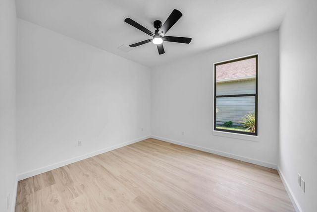 20914 S S lakeview Drive, Panama City Beach, FL 32413