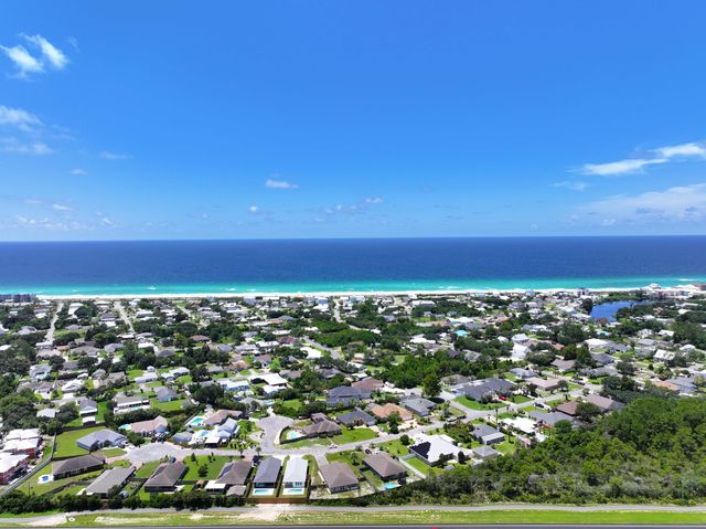 20914 S S lakeview Drive, Panama City Beach, FL 32413