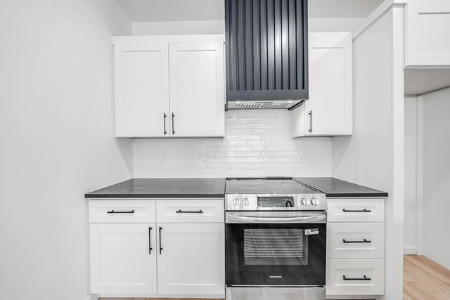 20914 S S lakeview Drive, Panama City Beach, FL 32413