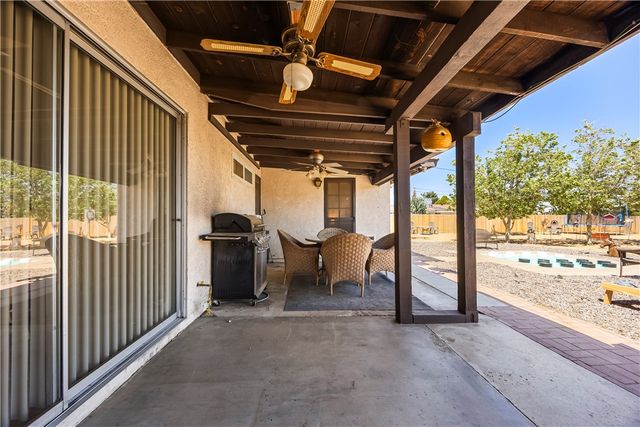 20696 Tonawanda Road, Apple Valley, CA 92307