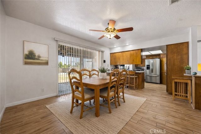 20696 Tonawanda Road, Apple Valley, CA 92307